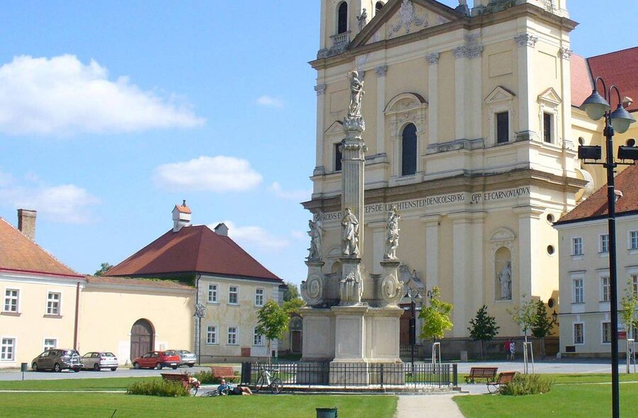 Kolumna Maryjna w Valticach